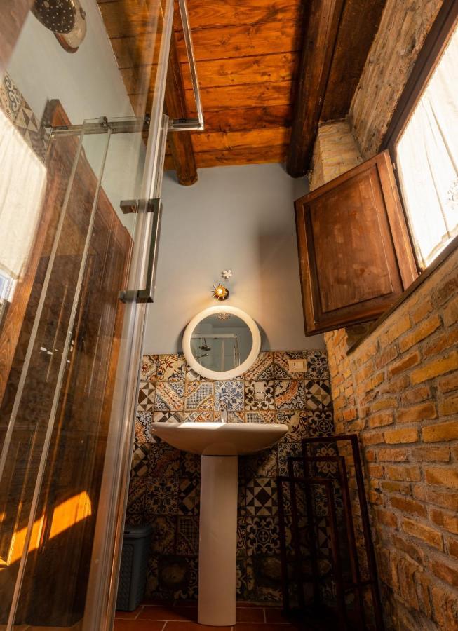 Castello Di Petecciano B&B Mosciano SantʼAngelo エクステリア 写真