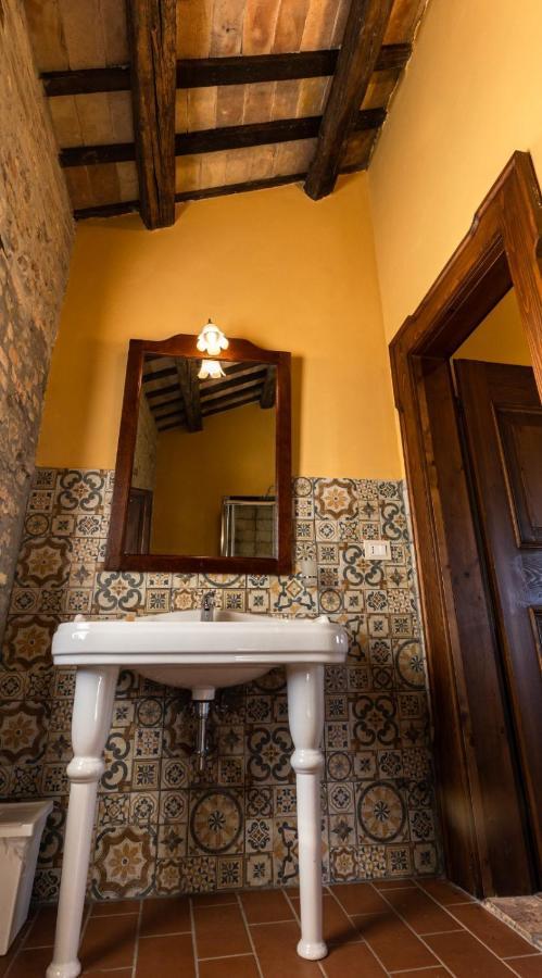 Castello Di Petecciano B&B Mosciano SantʼAngelo エクステリア 写真