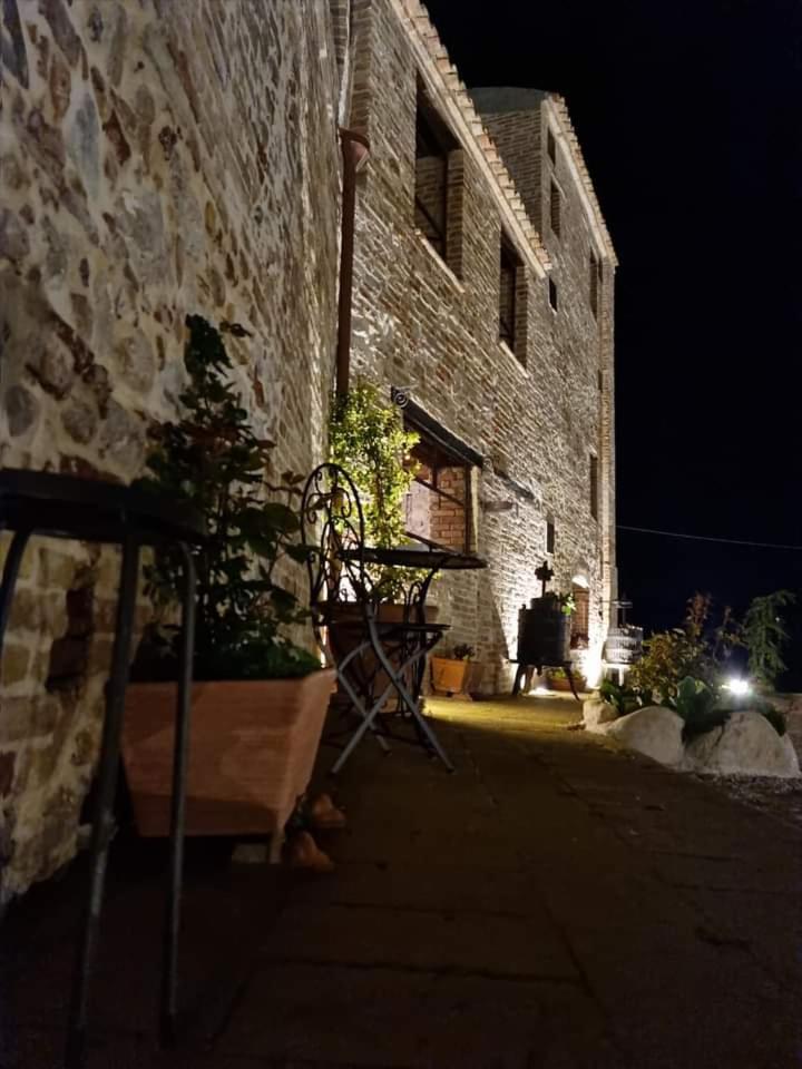 Castello Di Petecciano B&B Mosciano SantʼAngelo エクステリア 写真