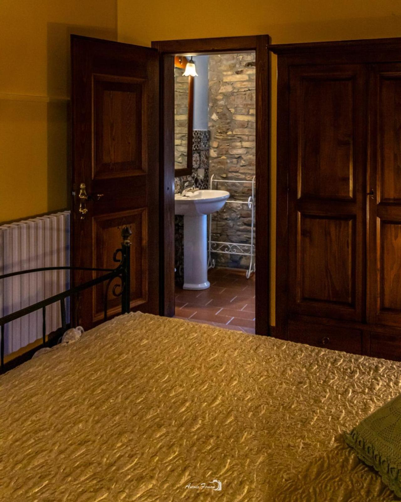 Castello Di Petecciano B&B Mosciano SantʼAngelo エクステリア 写真
